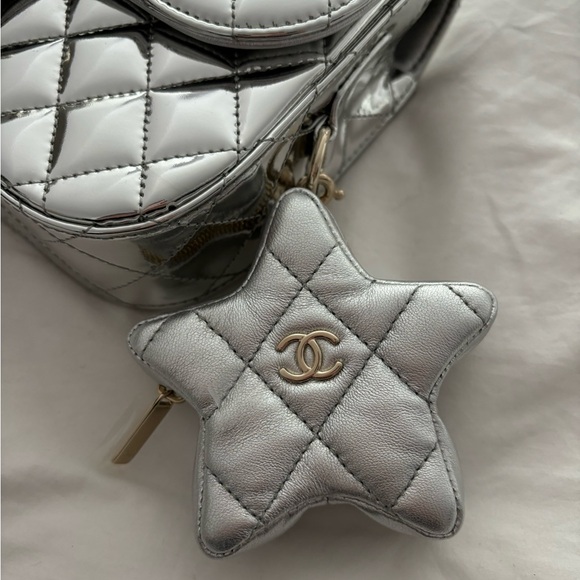 NWT 🖤 CHANEL 24C Silver Mirrored Metallic Medium Star Charm Flap Bag - Picture 8 of 16